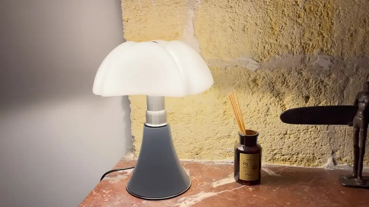 Mini Pipistrello Sans Fil Brun Foncé LED Intégrées Avec Variateur Tactile  par Martinelli Luce