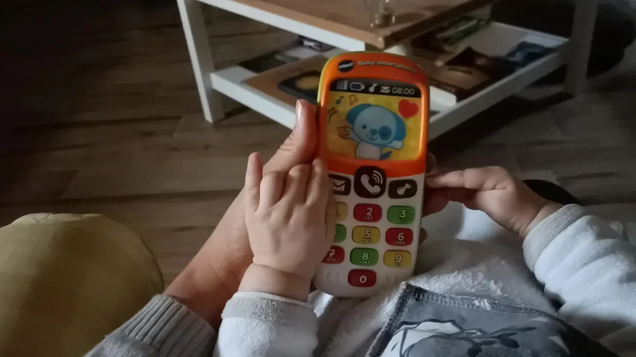 VTech - Téléphone interactif - Baby smartphone bilingue rose