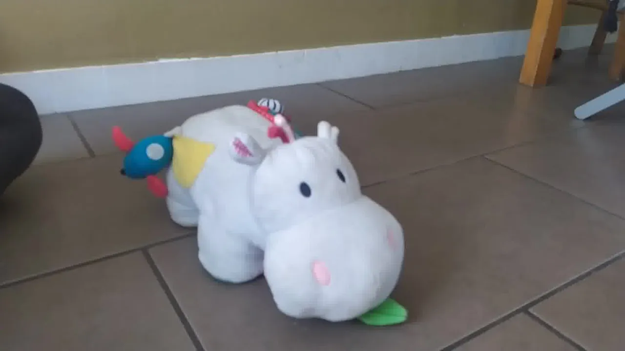 Hochet d'activités Axel l'hippo éveil et jeux Hochet d'activités Axel l'hippo éveil et jeux